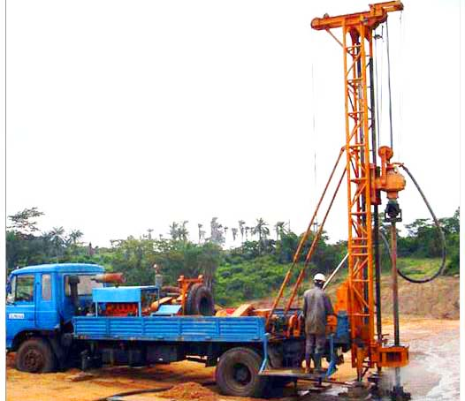 出口型國(guó)三車(chē)載水井鉆機(jī)